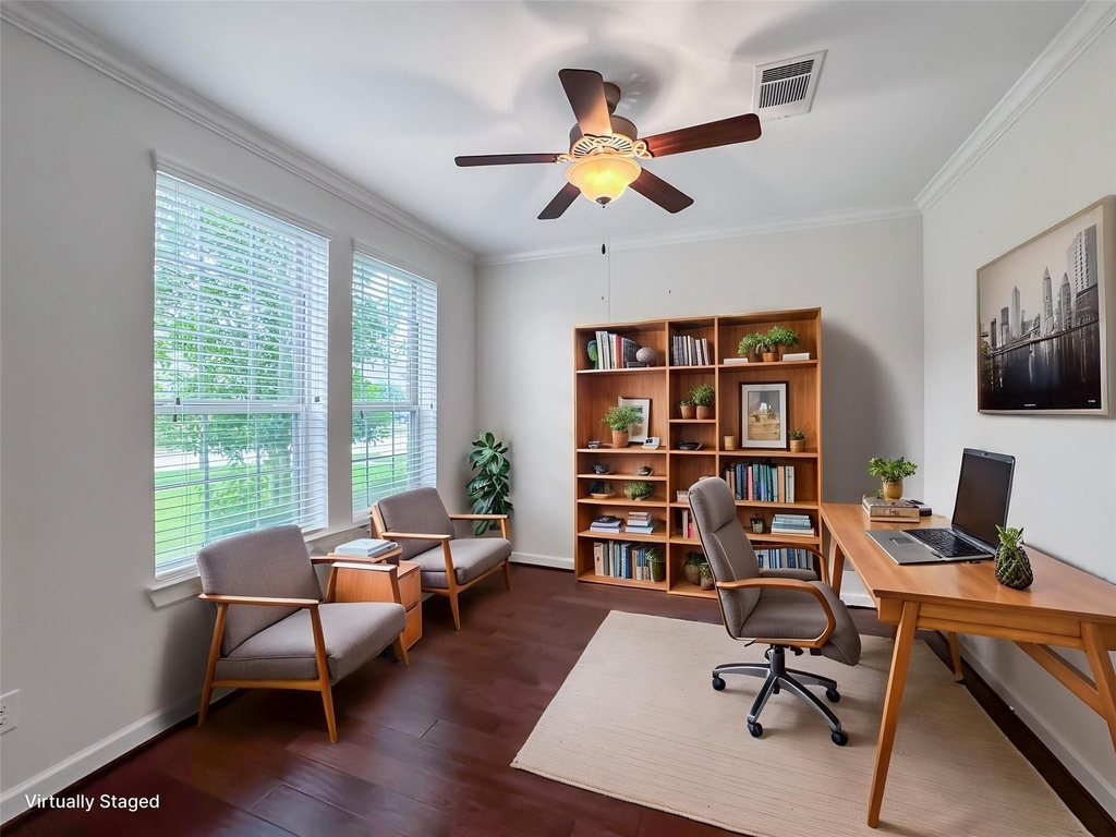 2514 Deerwood Heights Lane - Photo 4