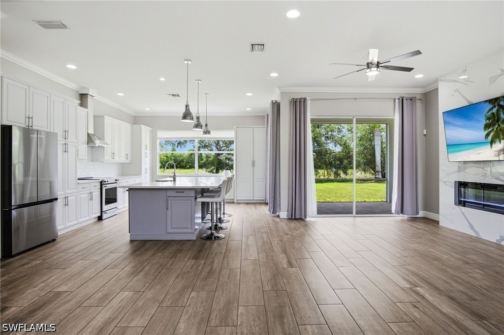 661 Grand Rapids Boulevard - Photo 3