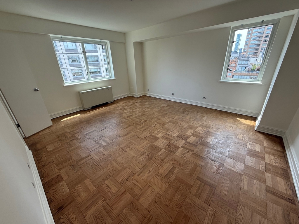 200 East 71st Street - Photo 6