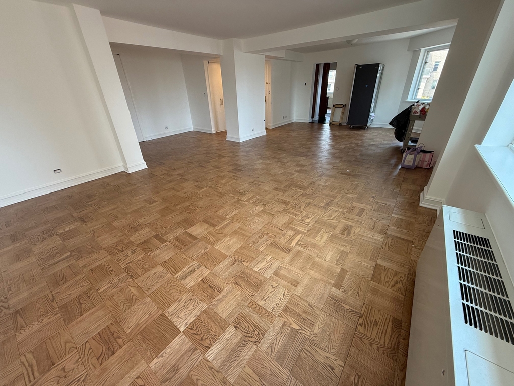 200 East 71st Street - Photo 3