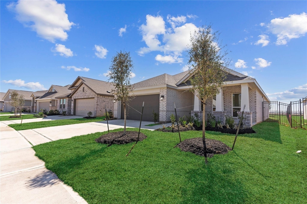 27531 Sunterra Village Drive - Photo 0
