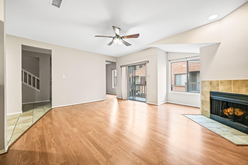 2023 Gentry Side Drive - Photo 16