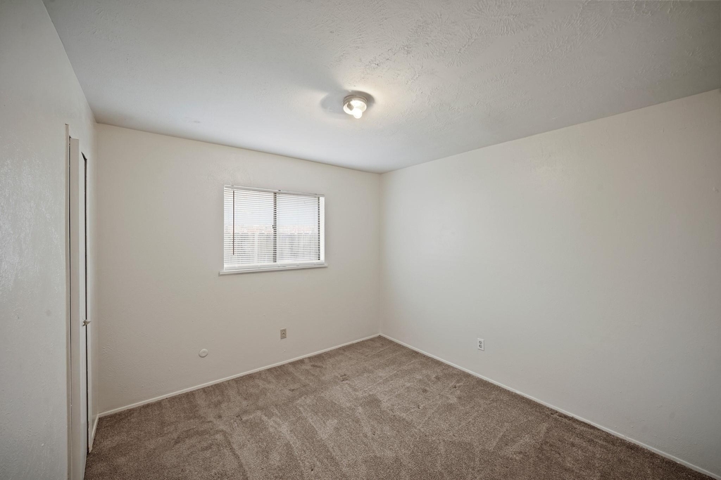 15822 Danford Drive - Photo 26