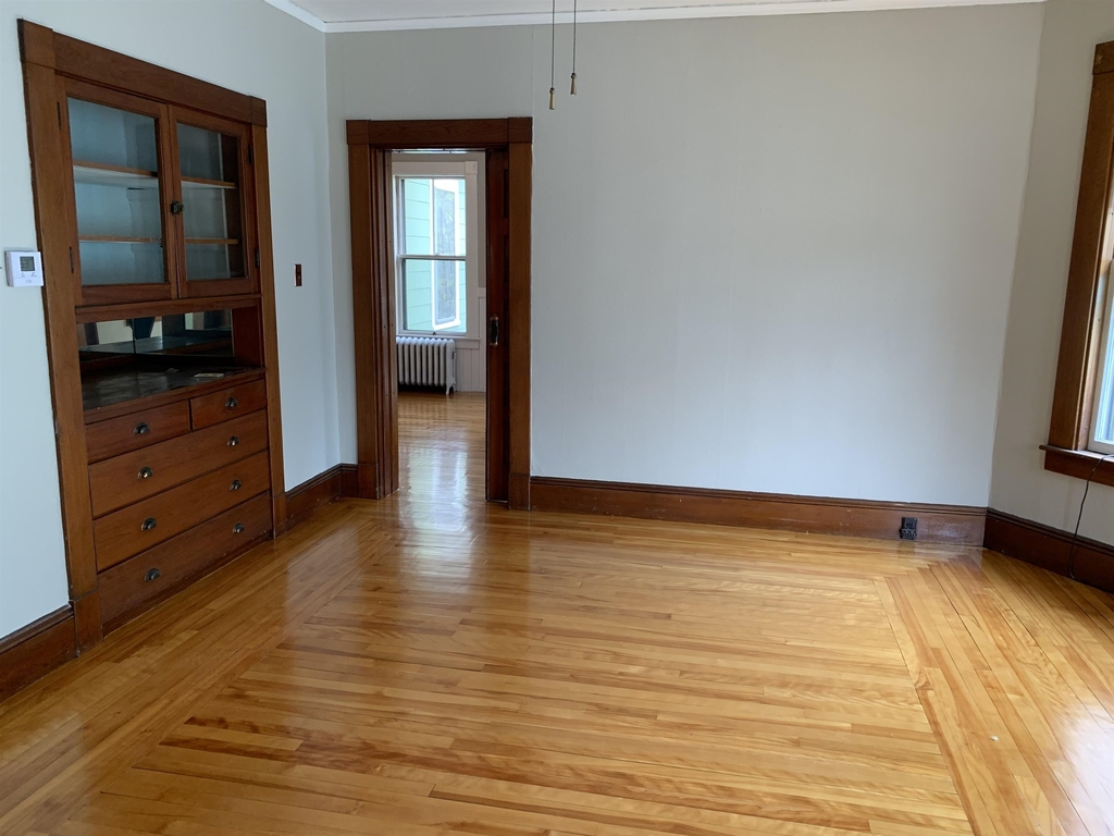 61 George - Photo 10