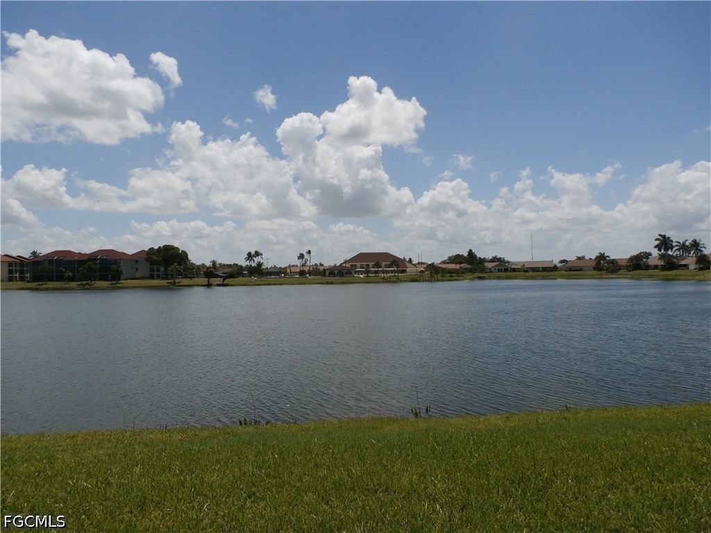 11140 Caravel Circle - Photo 20