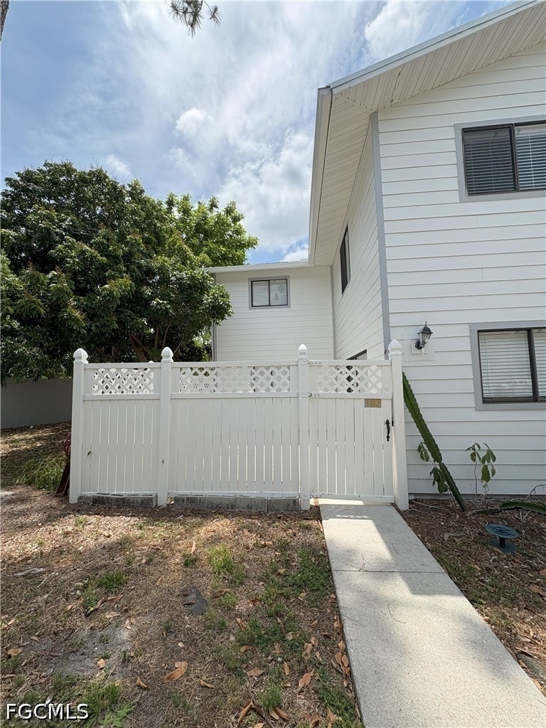 11929 Corinne Lee Court - Photo 18