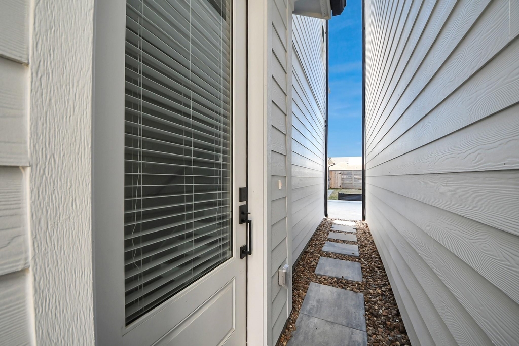 1102 Mansfield Street - Photo 38