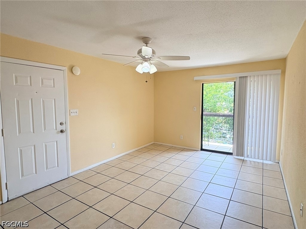 2905 Winkler Avenue - Photo 3