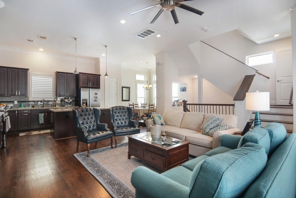 964 W 24th Street - Photo 8