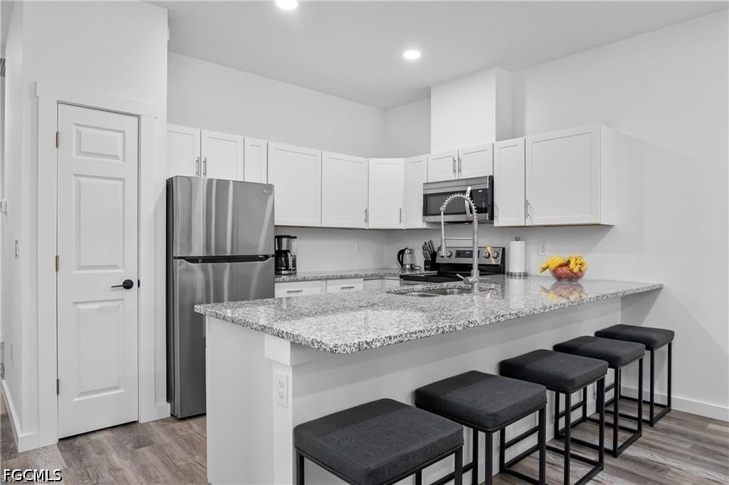 4717 25th Street Sw - Photo 2