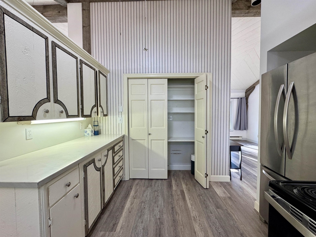 22 Hillside - Photo 13