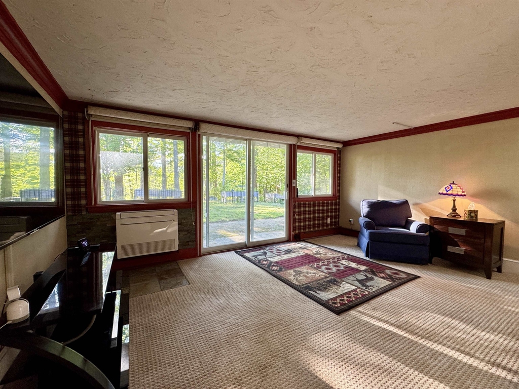 22 Hillside - Photo 29