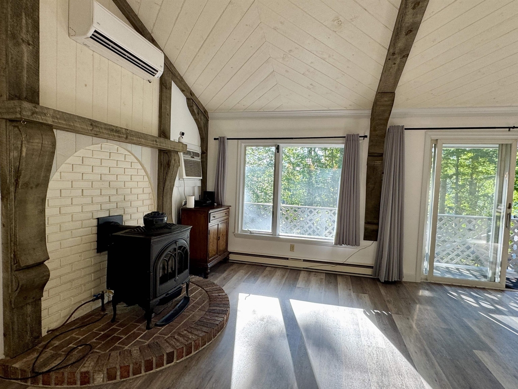 22 Hillside - Photo 5