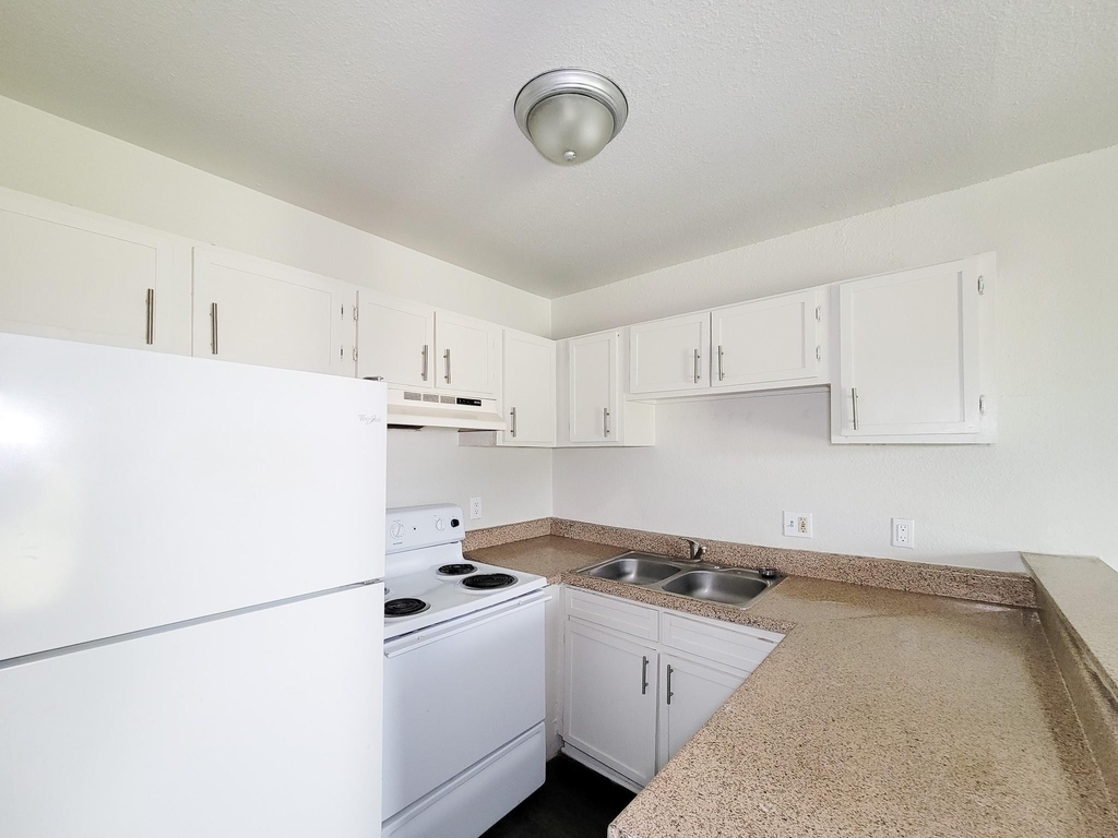 101 Brookside Lane - Photo 8