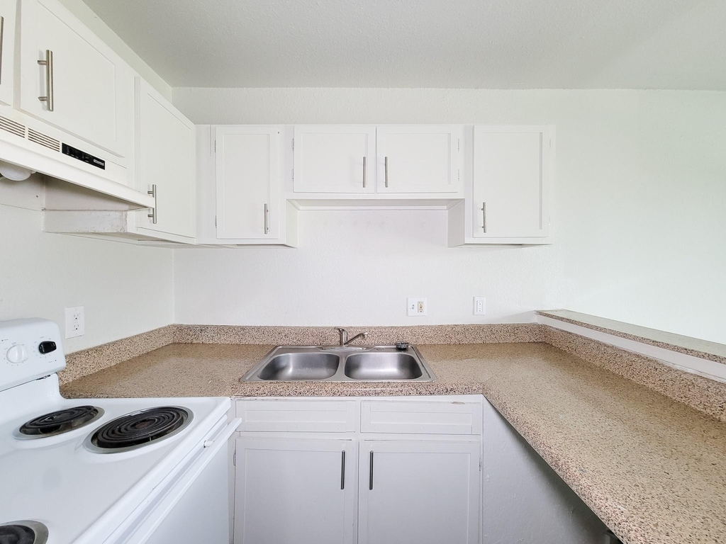 101 Brookside Lane - Photo 9