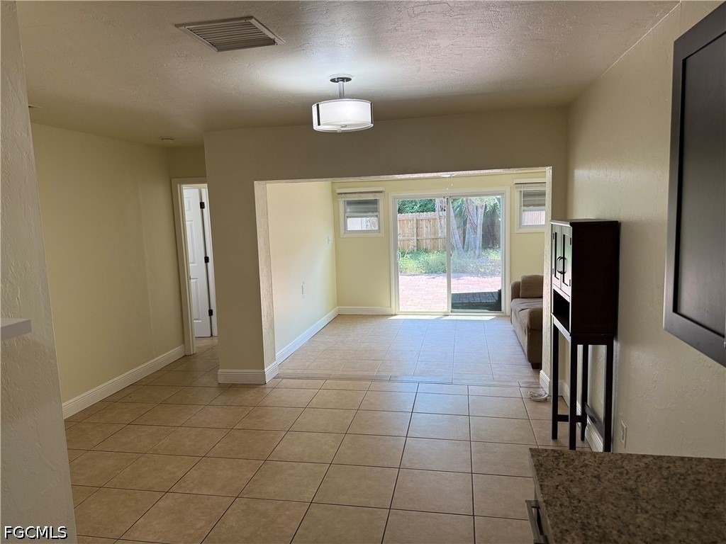 1225 Se 24th Avenue - Photo 6