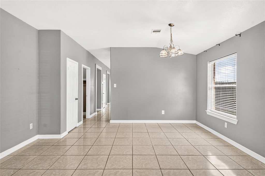 10515 Evergreen Street - Photo 7