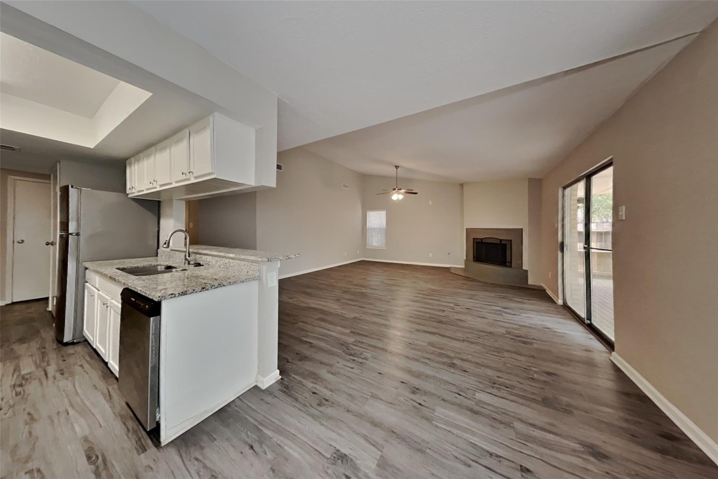 31 S White Pebble Court - Photo 3