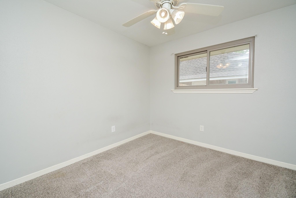 2506 Meandering Trail - Photo 14