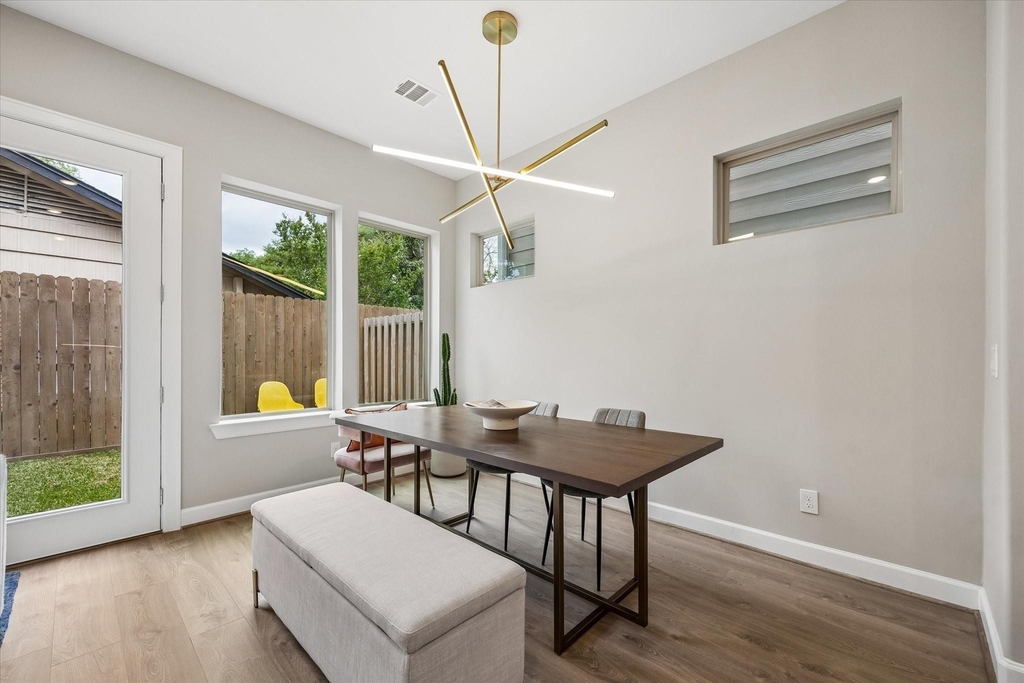 5205 Amber Sunrise Drive - Photo 7
