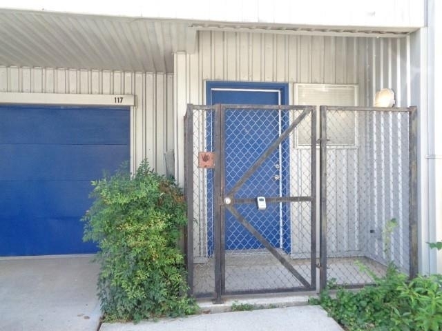 117 Willard Street - Photo 1