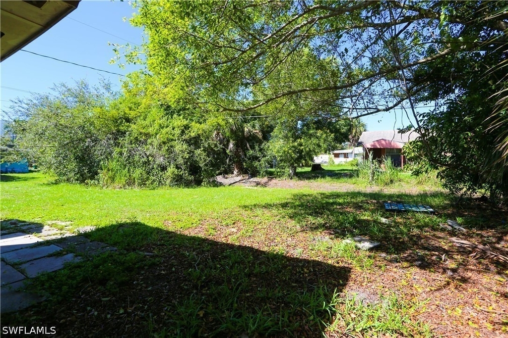 1095 San Remo Avenue - Photo 15