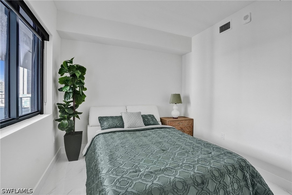 700 Ne 24th Street - Photo 19