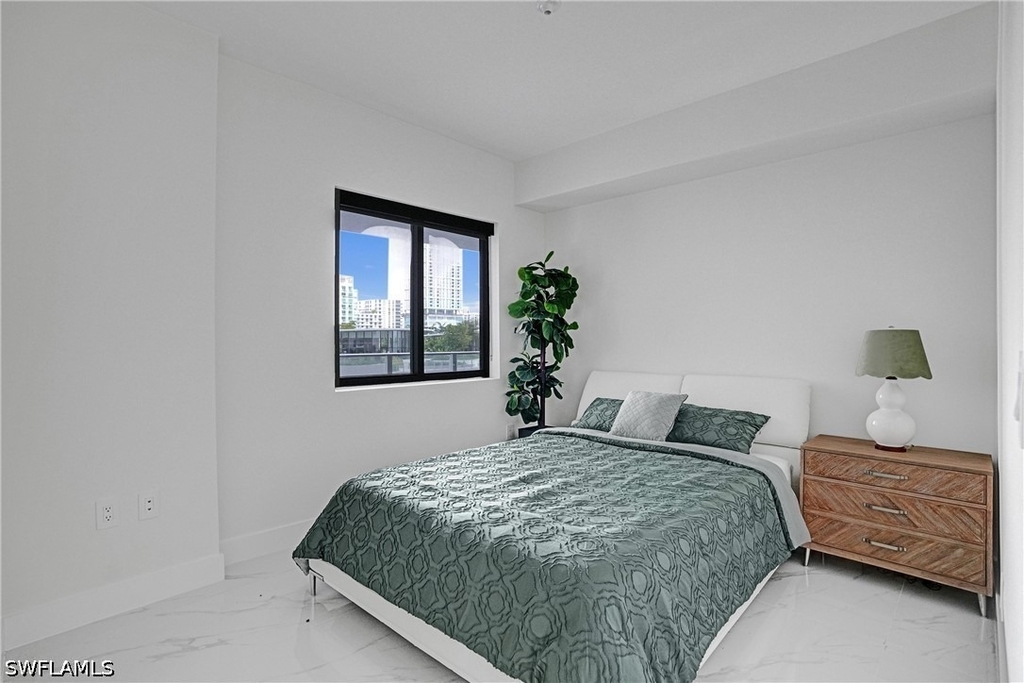 700 Ne 24th Street - Photo 18