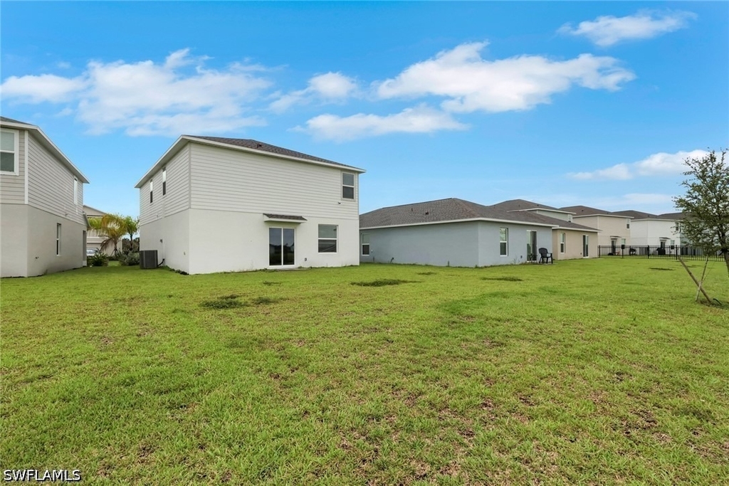 19745 Garden Ridge Court - Photo 3