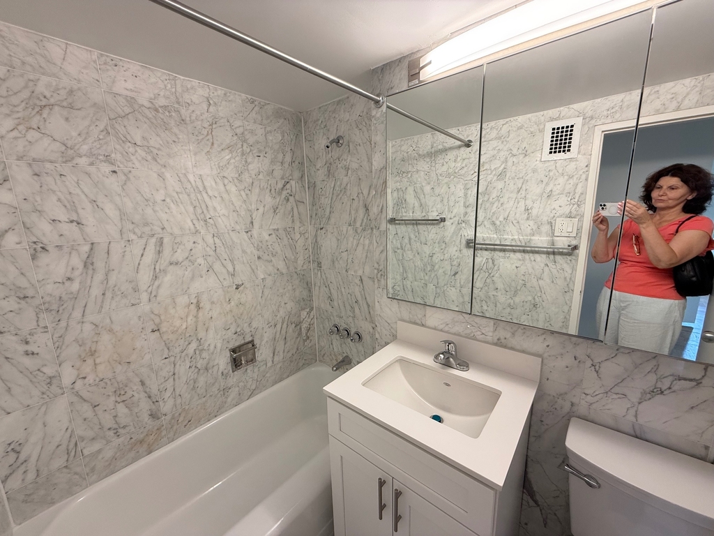 200 East 71st Street - Photo 7