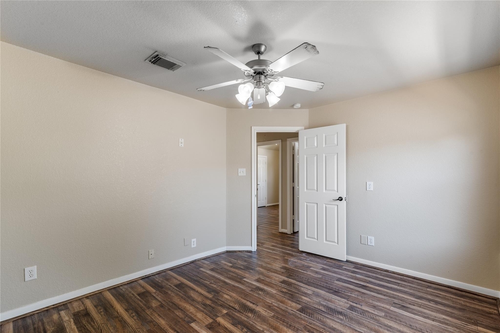 24822 Dutton Point Drive - Photo 37