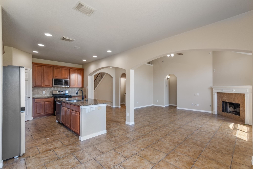 24822 Dutton Point Drive - Photo 15