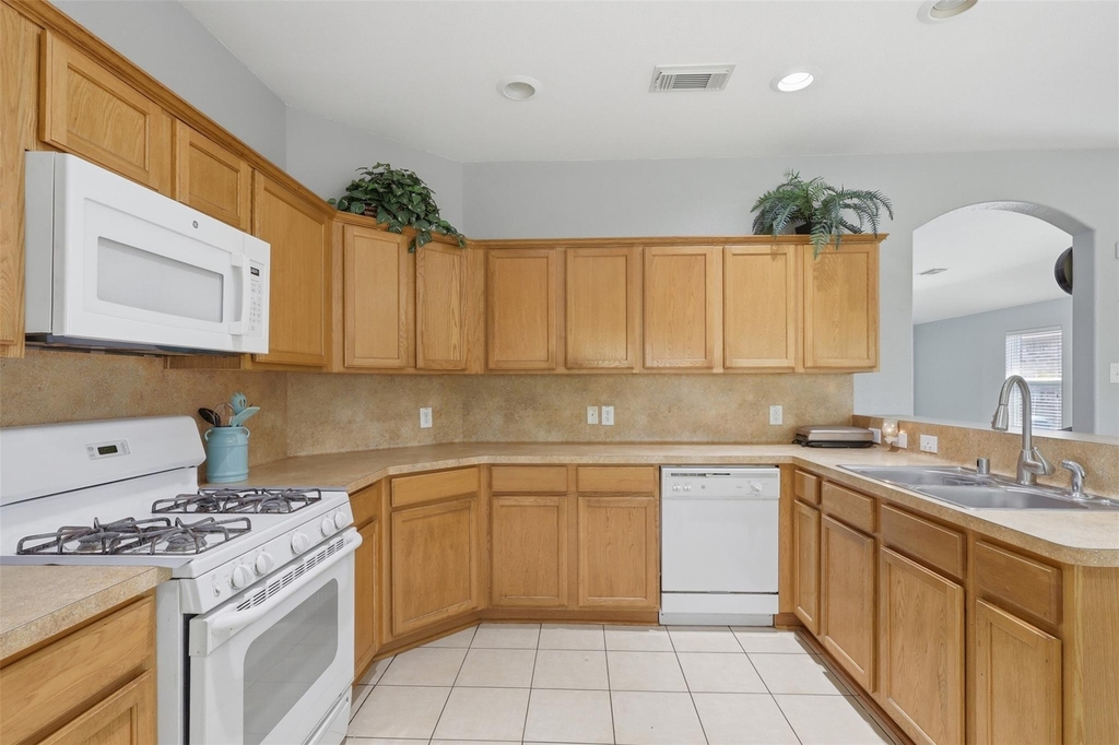 6810 Jasmine Arbor Lane - Photo 7
