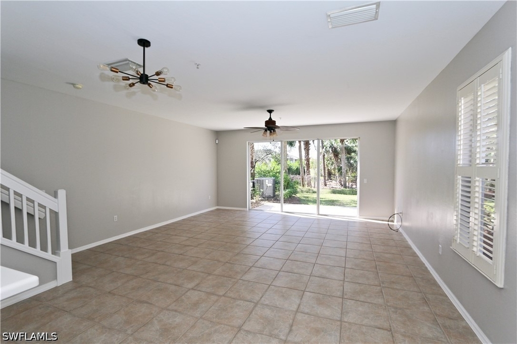 1055 Albany Court - Photo 13