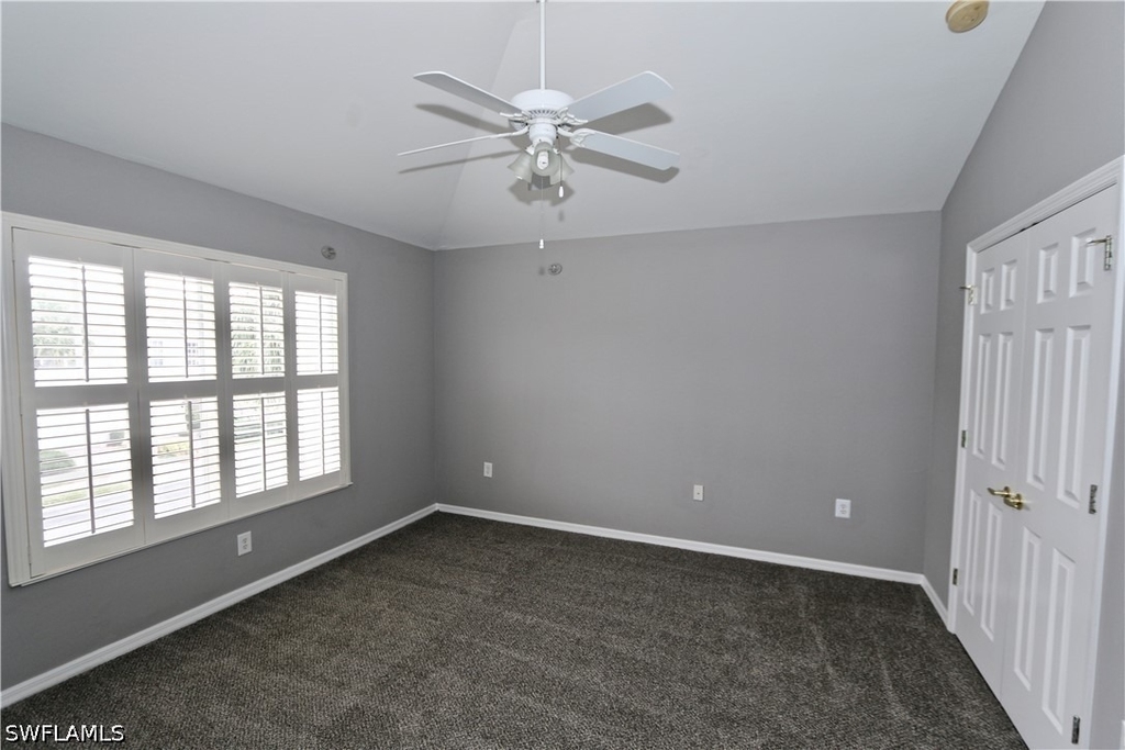 1055 Albany Court - Photo 6