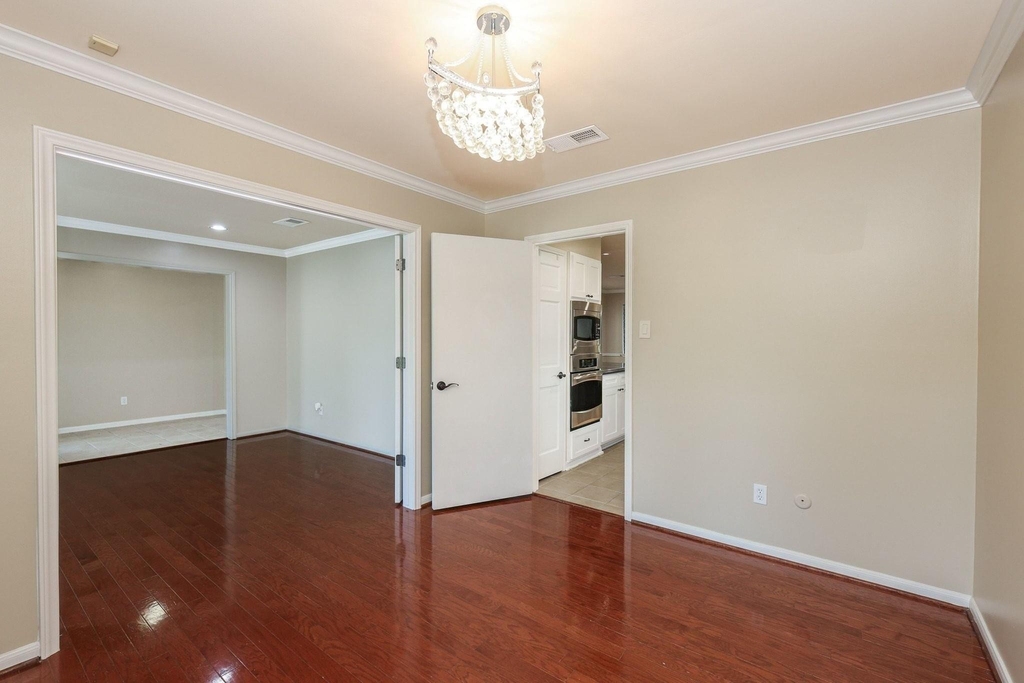 2815 Manila Lane - Photo 16