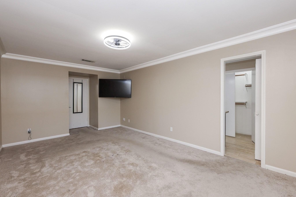 2815 Manila Lane - Photo 32