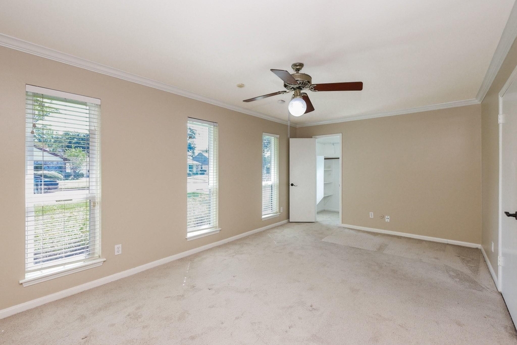 2815 Manila Lane - Photo 22