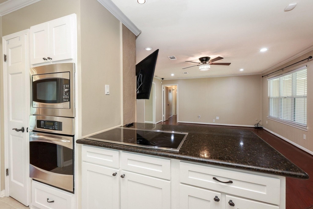 2815 Manila Lane - Photo 27