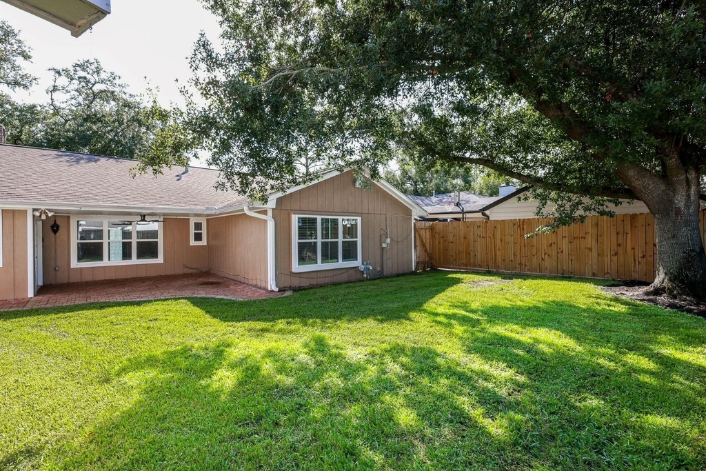 2815 Manila Lane - Photo 3