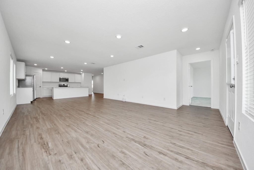 2111 Hyde Acres Street - Photo 23