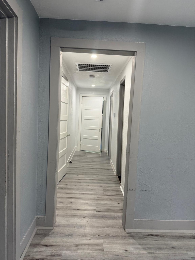 311 Virginia Street - Photo 4