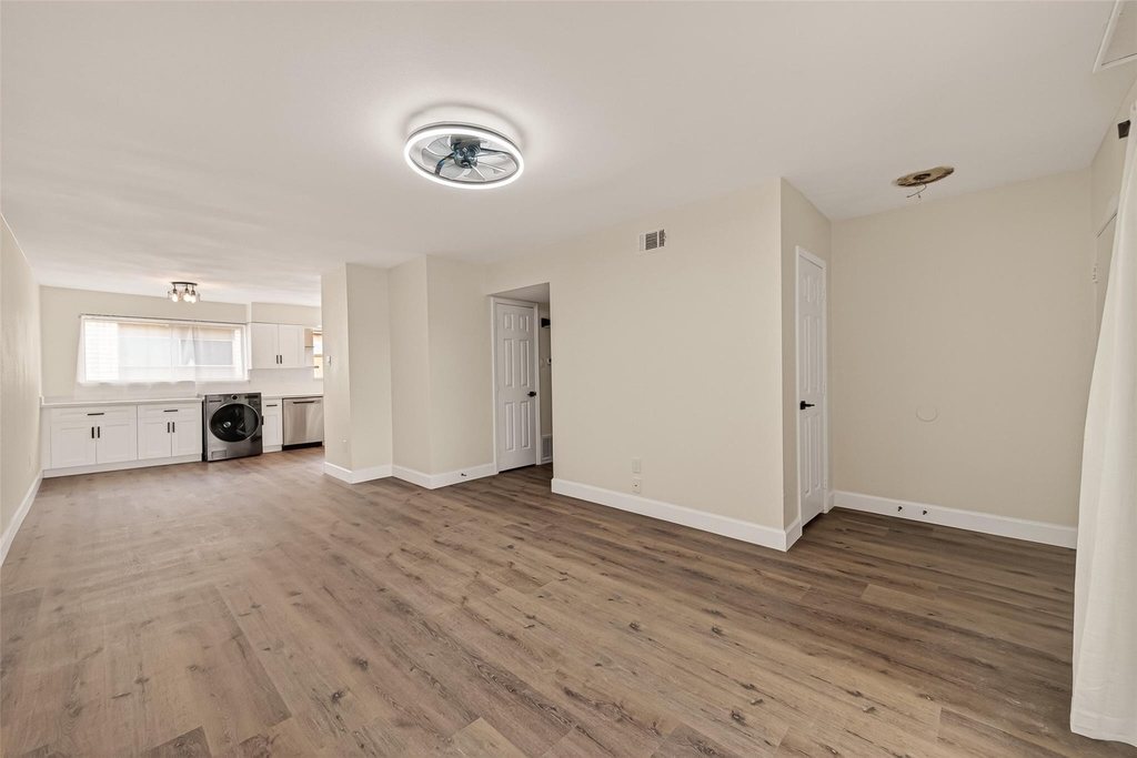 7714 Renwick Drive - Photo 10