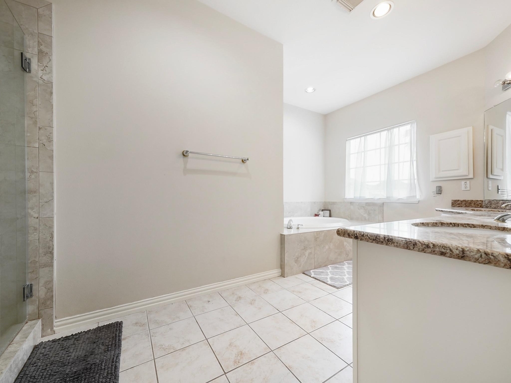 7106 Harmony Cove - Photo 13