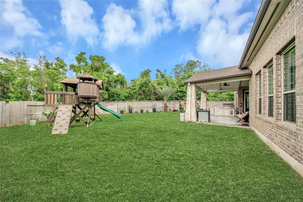 8826 Forest Side Drive - Photo 30