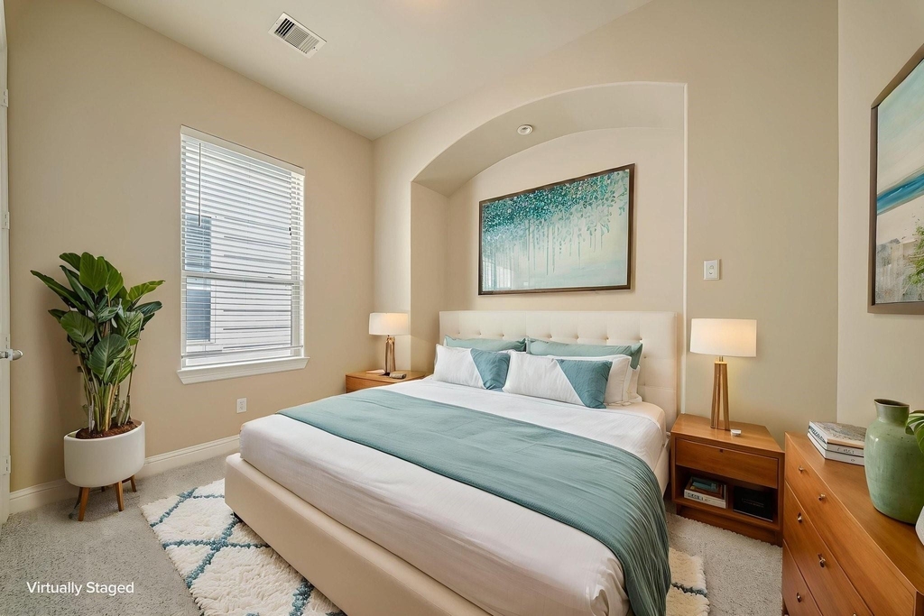 1616 Live Oak Street - Photo 8