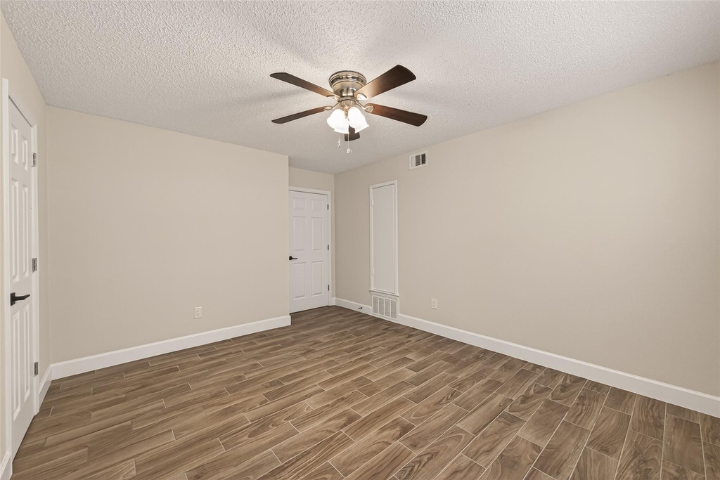 7714 Renwick Drive - Photo 20