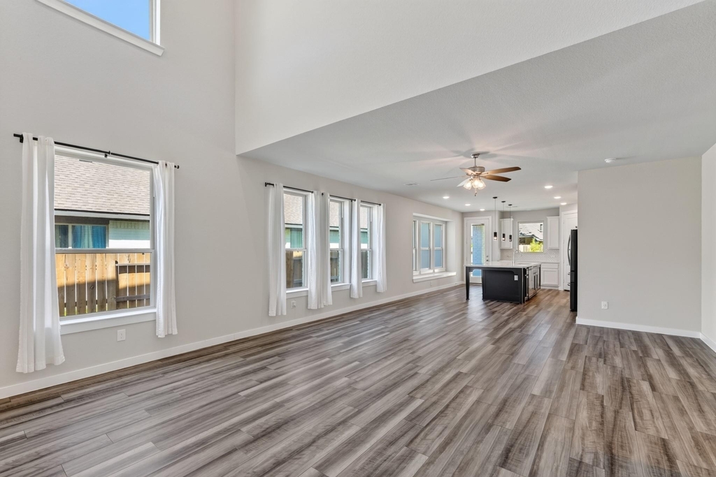 706 Santa Elena Trail - Photo 43