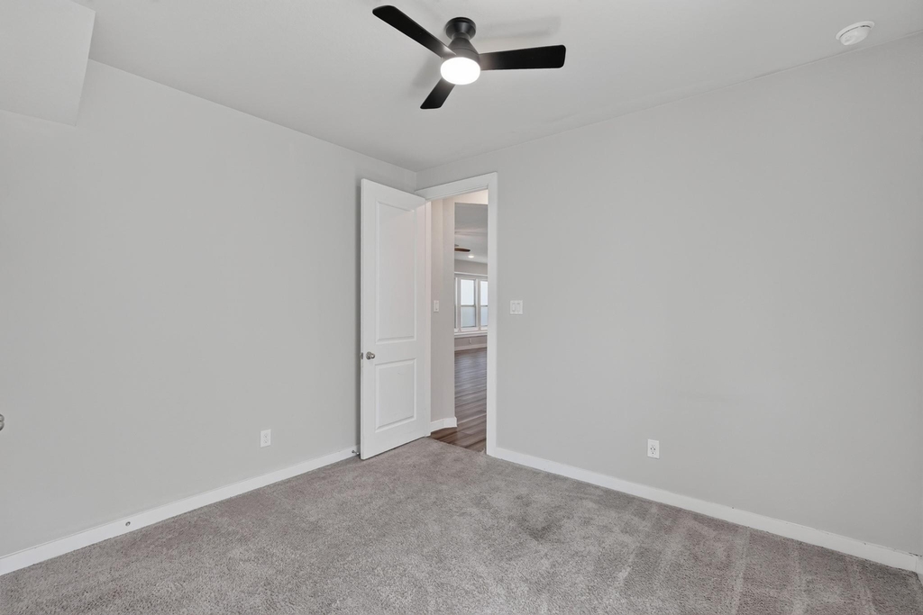 706 Santa Elena Trail - Photo 5