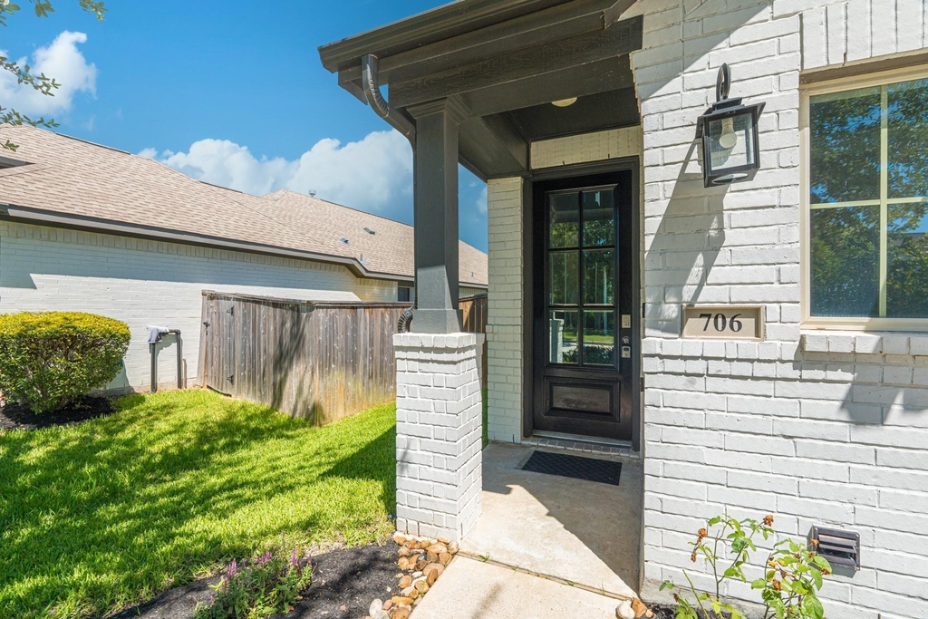 706 Santa Elena Trail - Photo 36